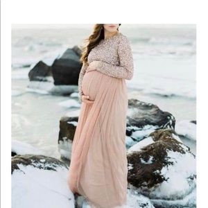 Maternity gown